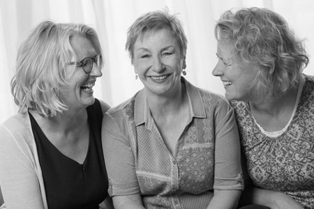 3 Frauen-Stimmen Alt